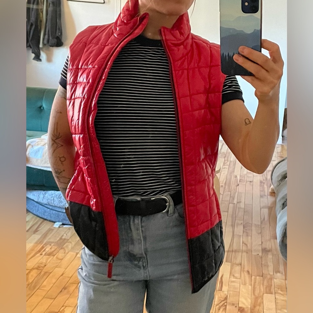 Lole Red and Black Quilted Vest